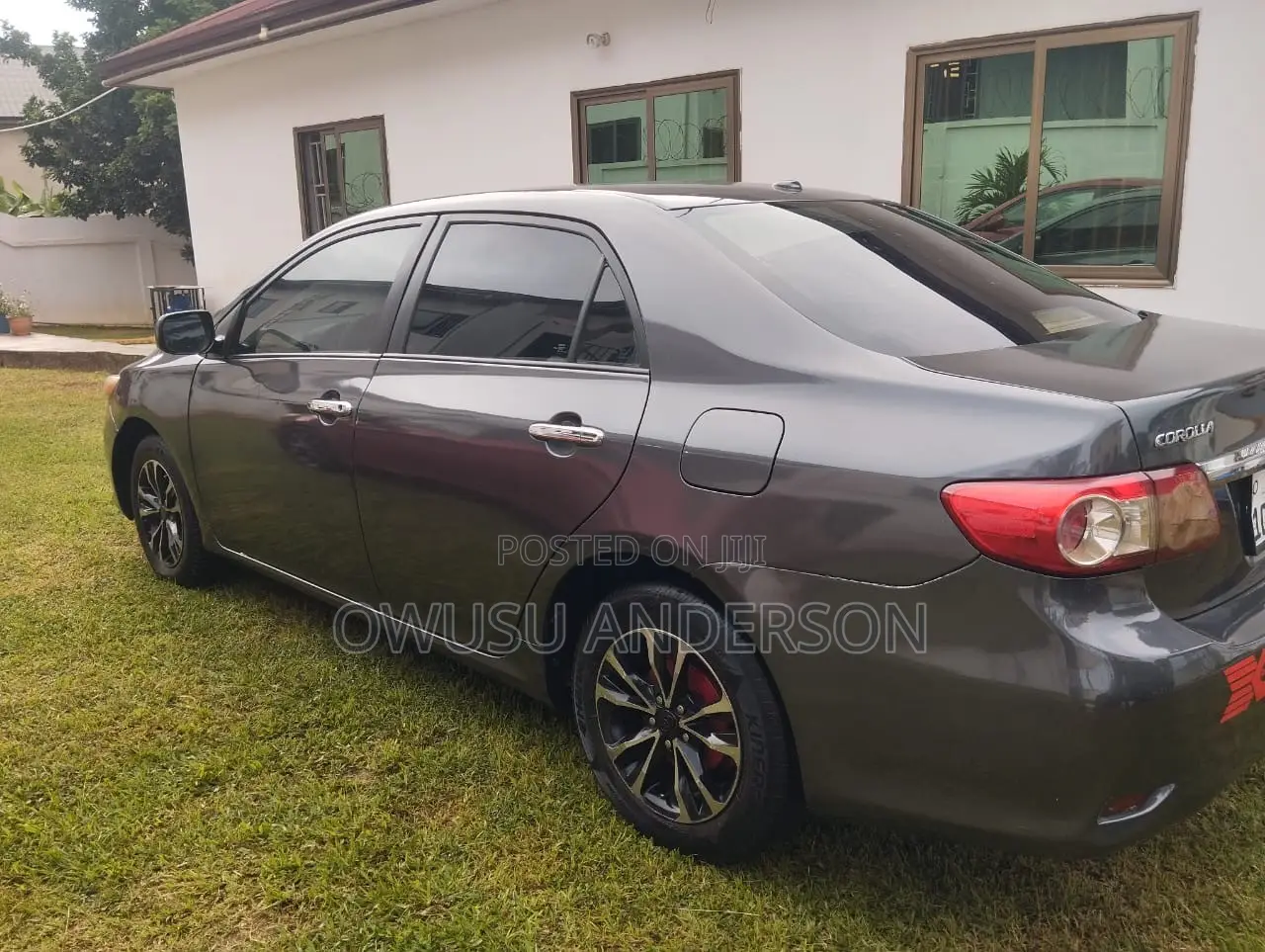 Toyota Corolla 2012 Gray