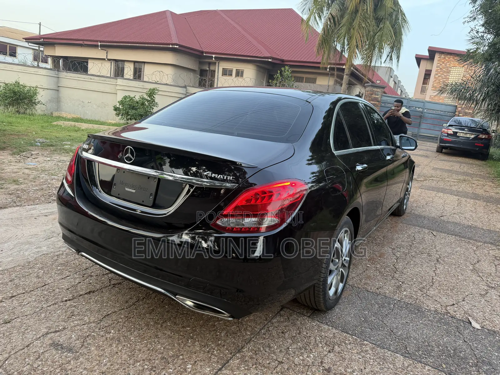 Mercedes-Benz C300 2017 Black