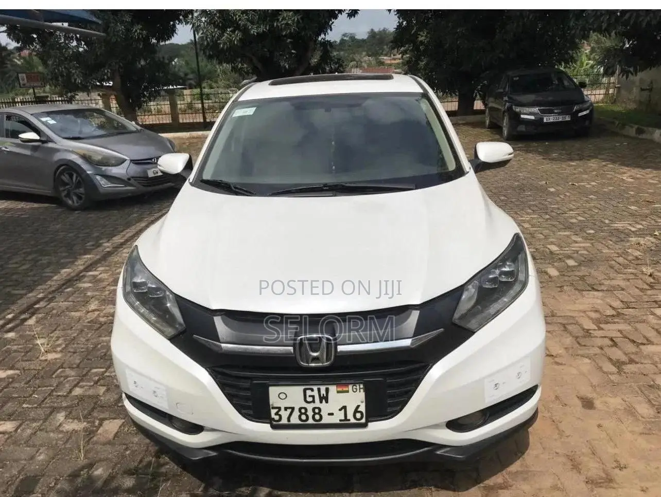 Honda HR-V 4dr SUV (1.5L 4cyl CVT) 2016 White