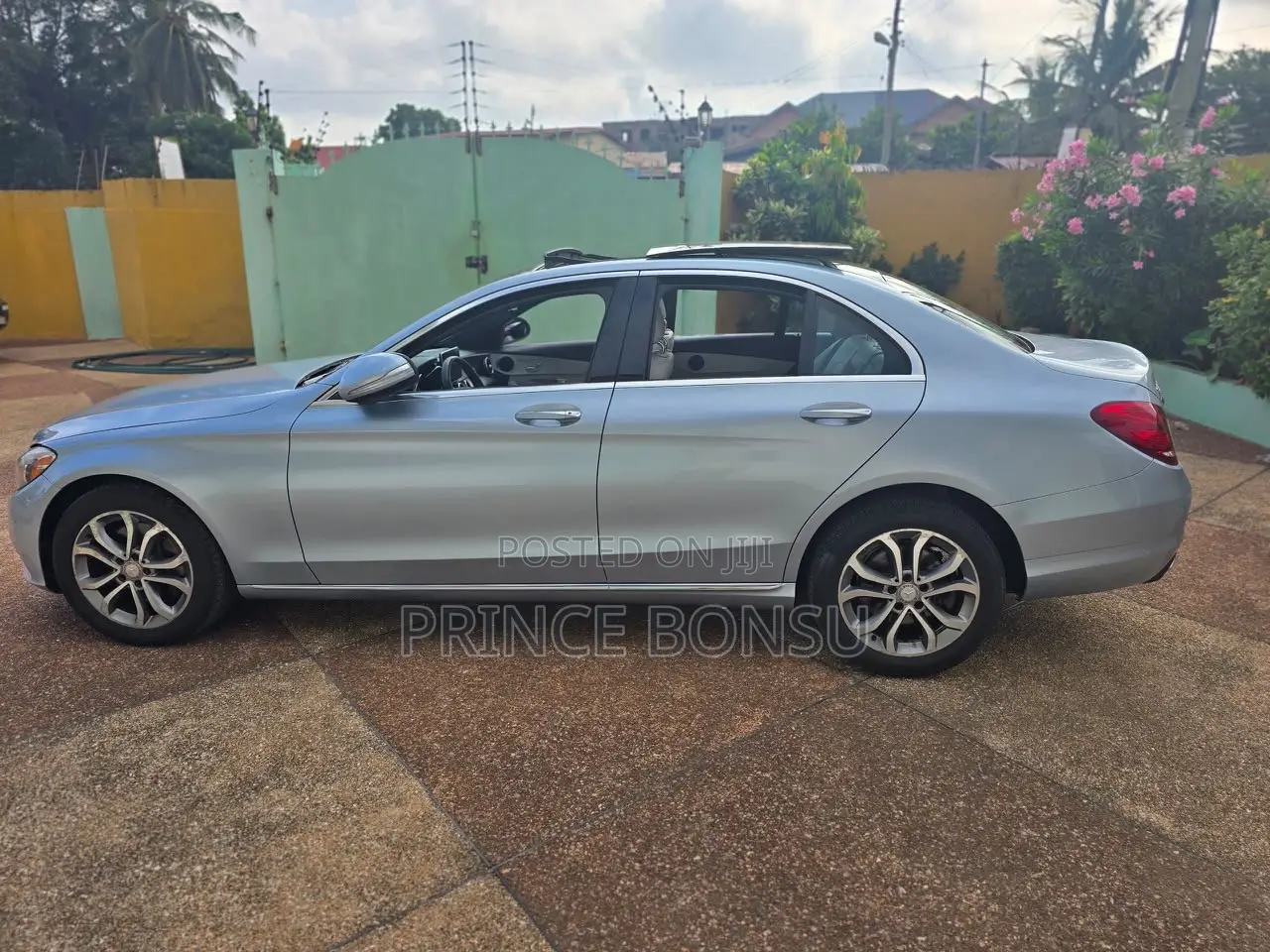Mercedes-Benz C300 2015 Blue