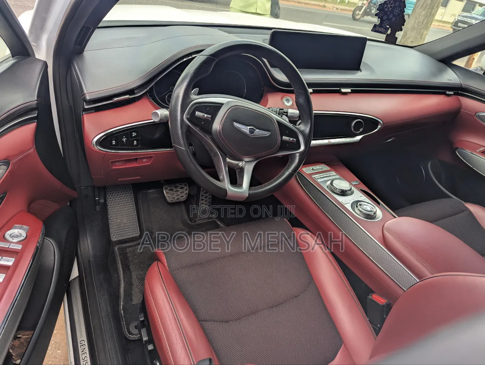 Genesis GV70 3.5 Petrol AWD 2022 White