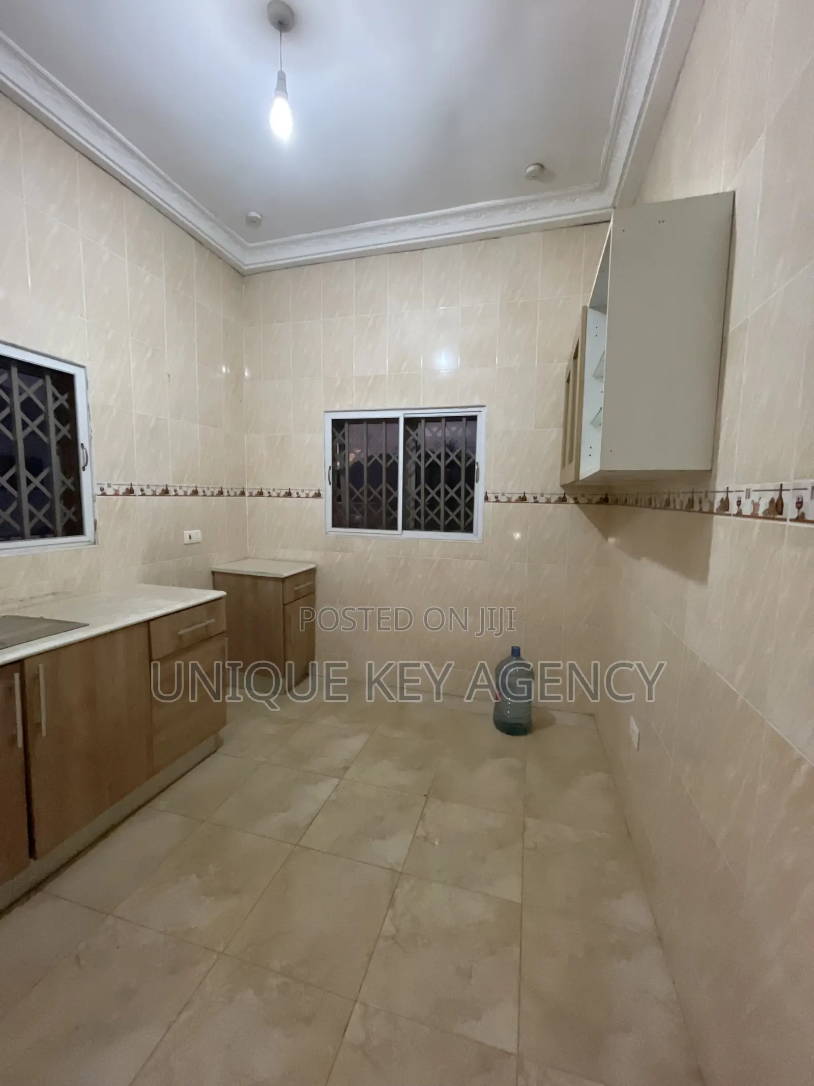 2bdrm Apartment in Unique Key Agency, Airport Residential Area for rent