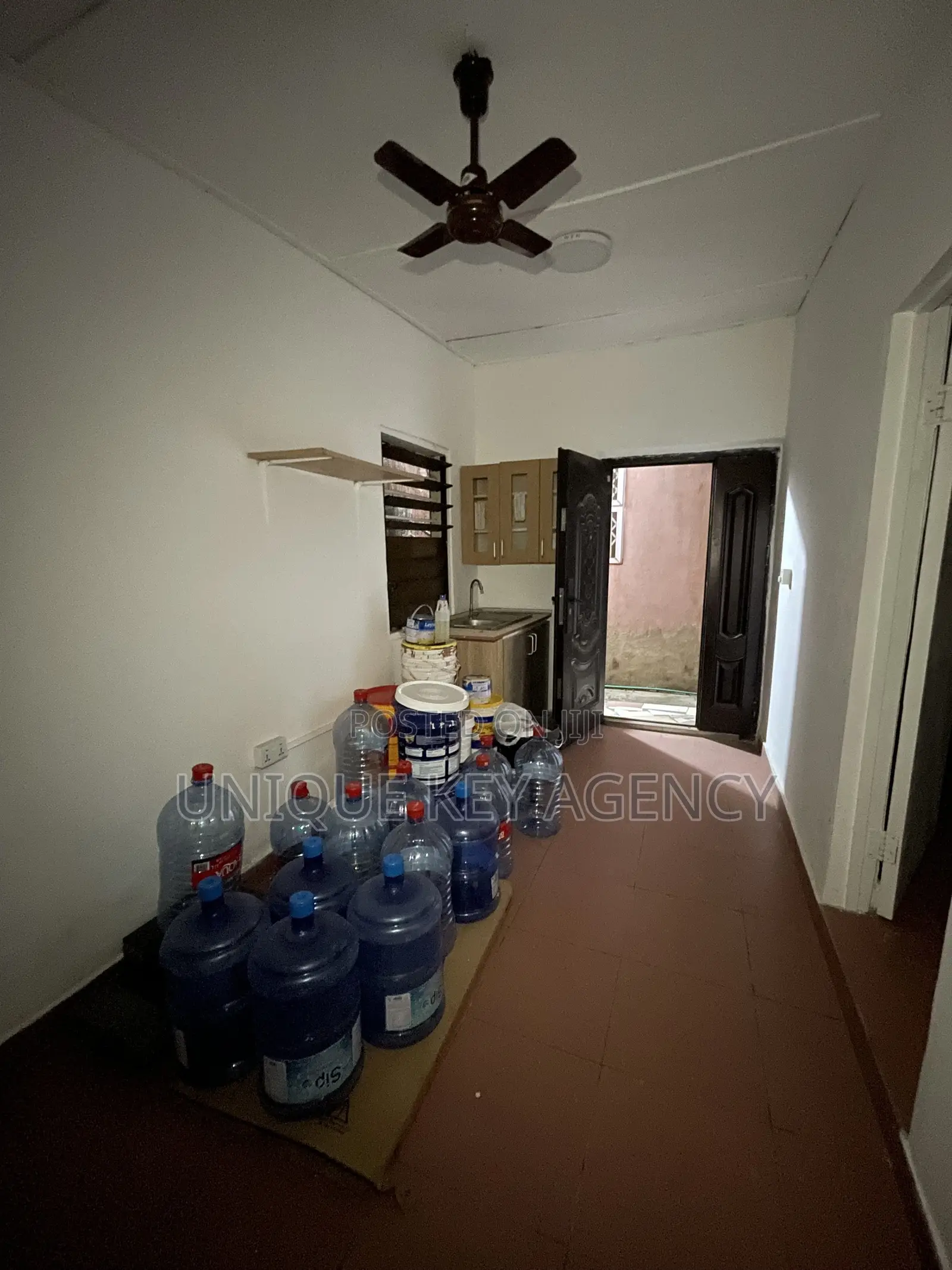 1bdrm Apartment in Unique Key Agency, Airport Residential Area for rent