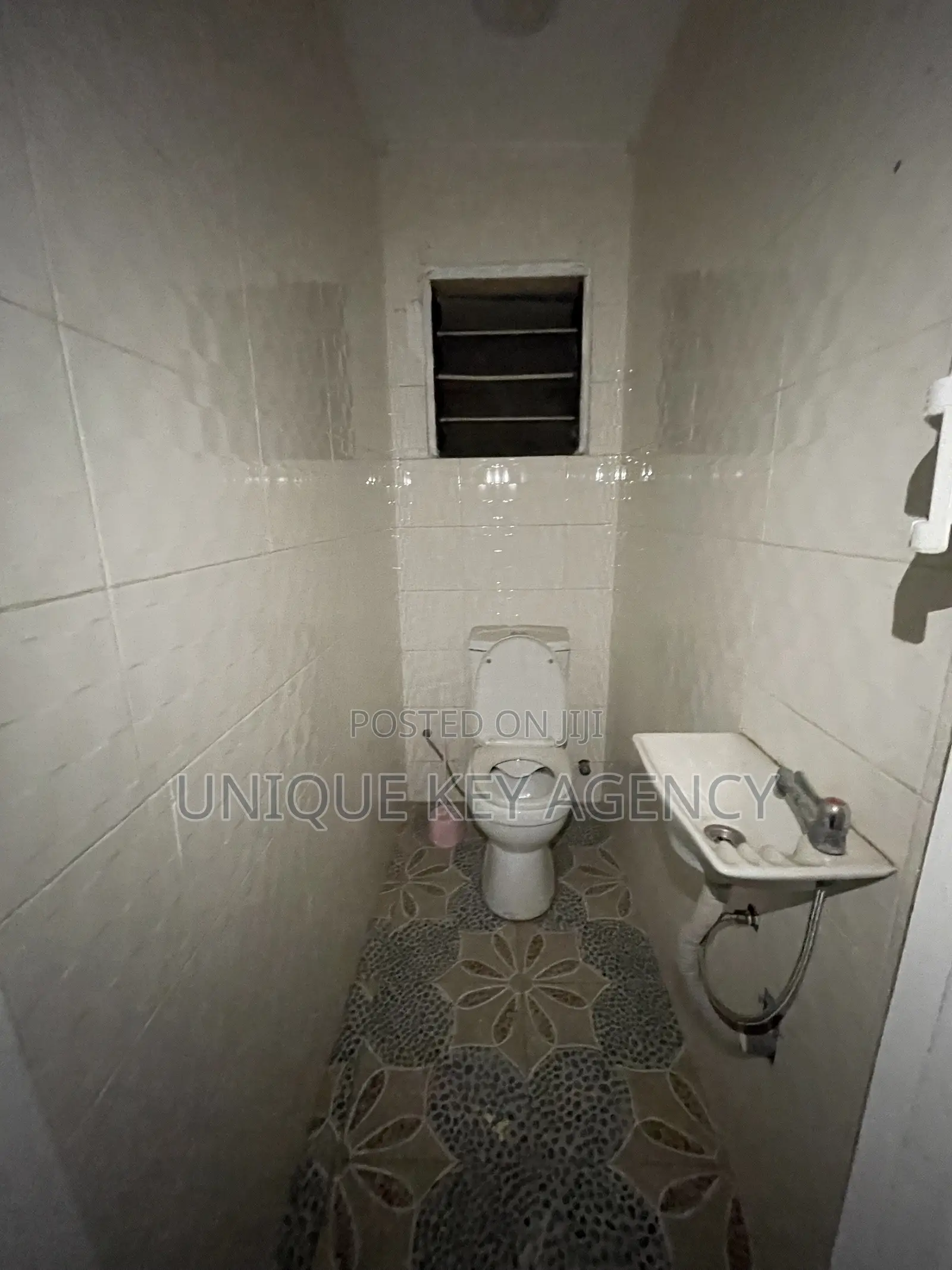 1bdrm Apartment in Unique Key Agency, Airport Residential Area for rent