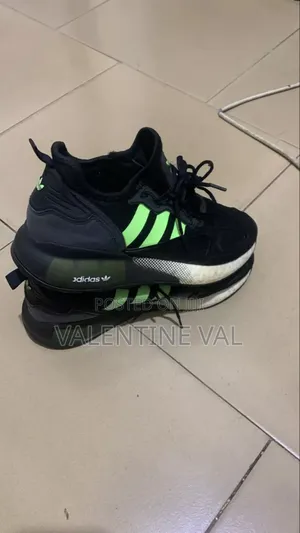 Adidas Lovely Sports Wear for Your Walkout