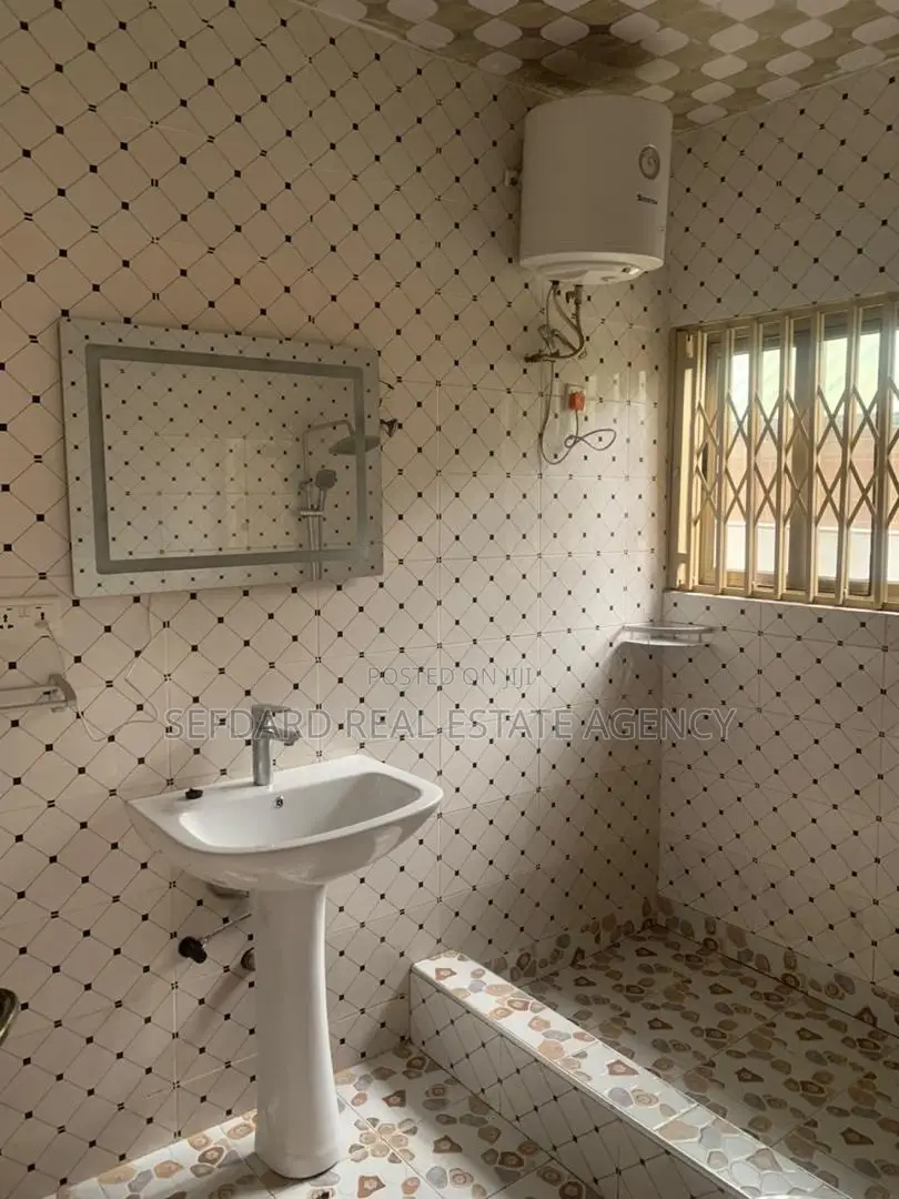 4bdrm House in Sefdard Properties, Ofankor for rent