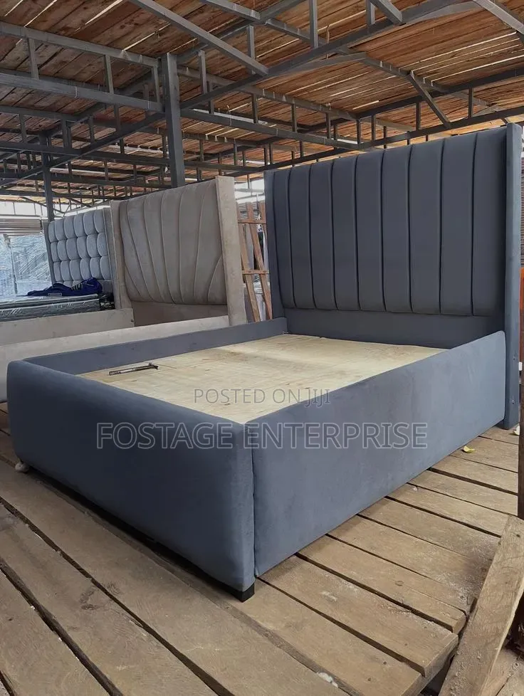 Newly Arrived Stylish King Size Bed and Matress