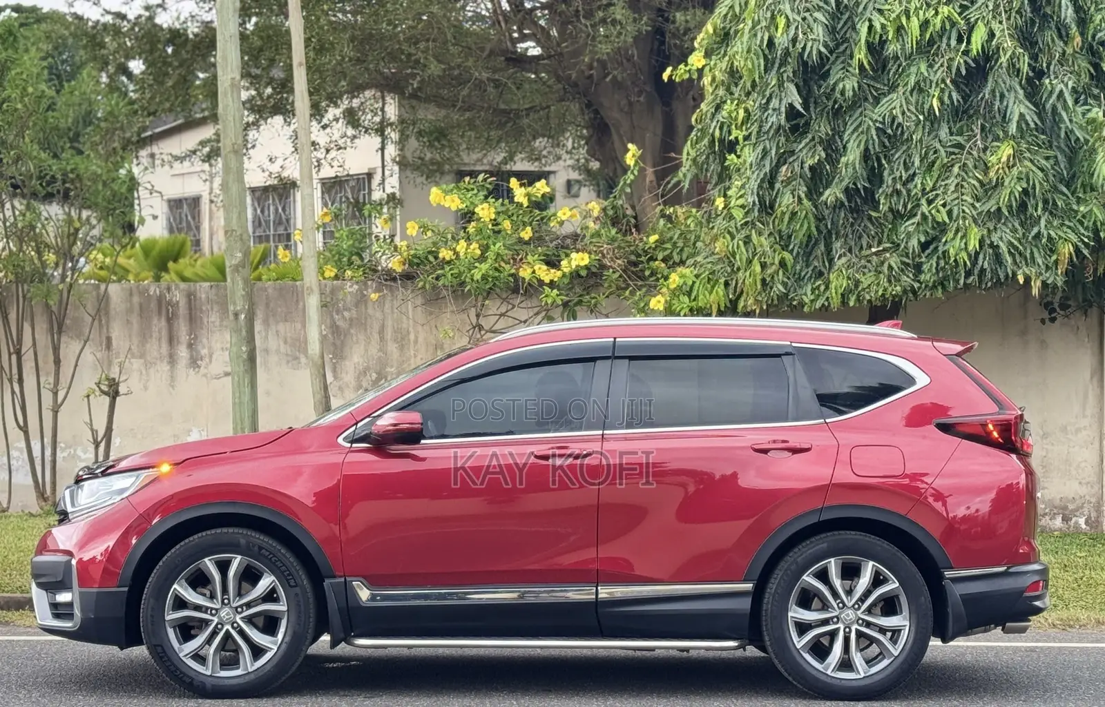 Honda CR-V Touring AWD 2020 Red