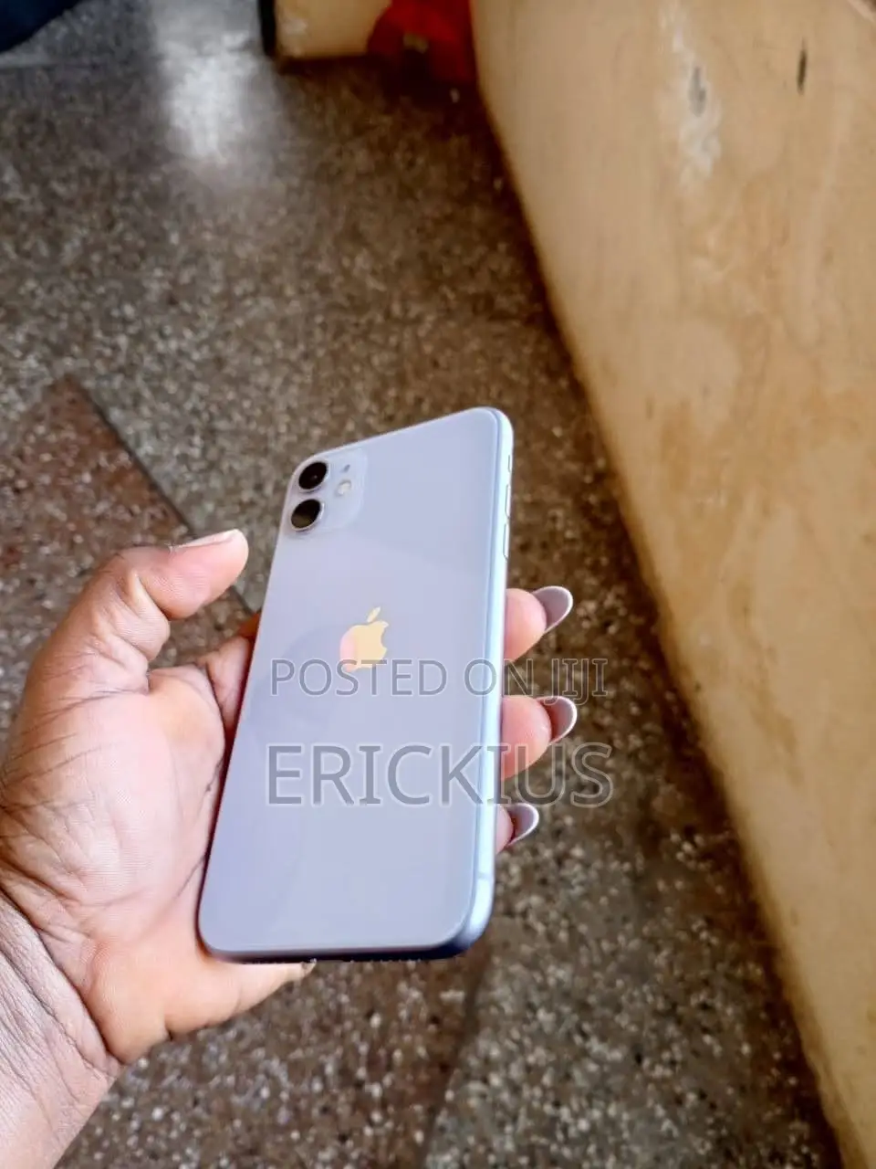Apple iPhone 11 64 GB Purple