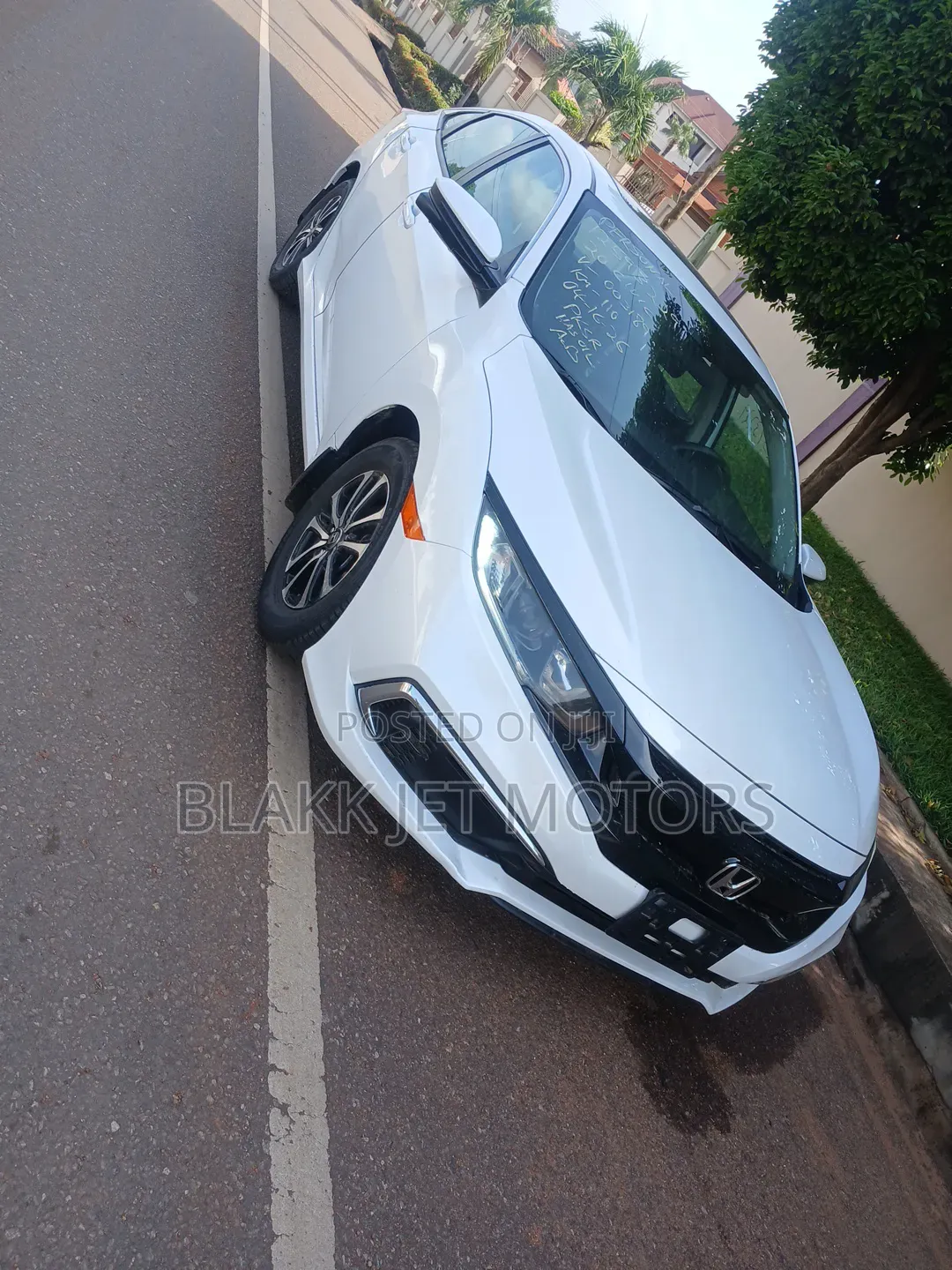Honda Civic Touring Coupe 2020 White