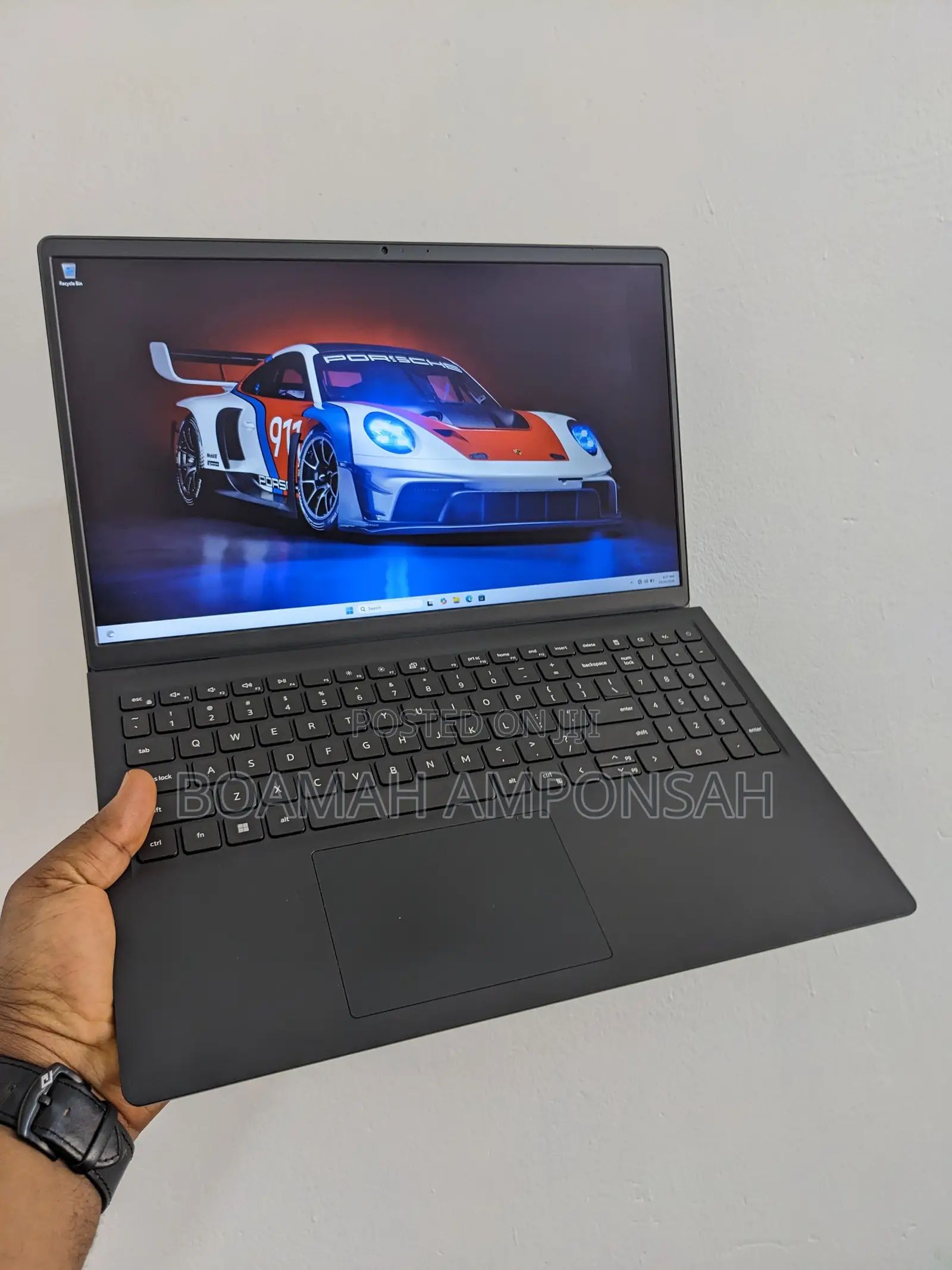 Laptop Dell Inspiron 15 3530 16GB Intel Core i7 SSD 512GB