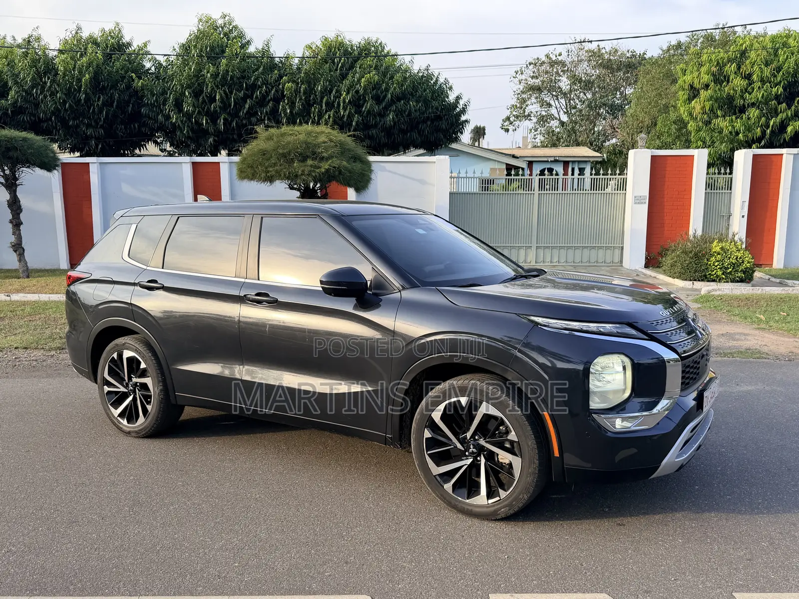 Mitsubishi Outlander SE 2022 Gray