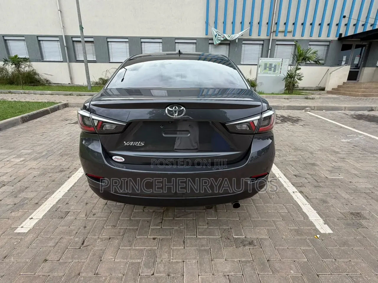 Toyota Yaris 2020 Black