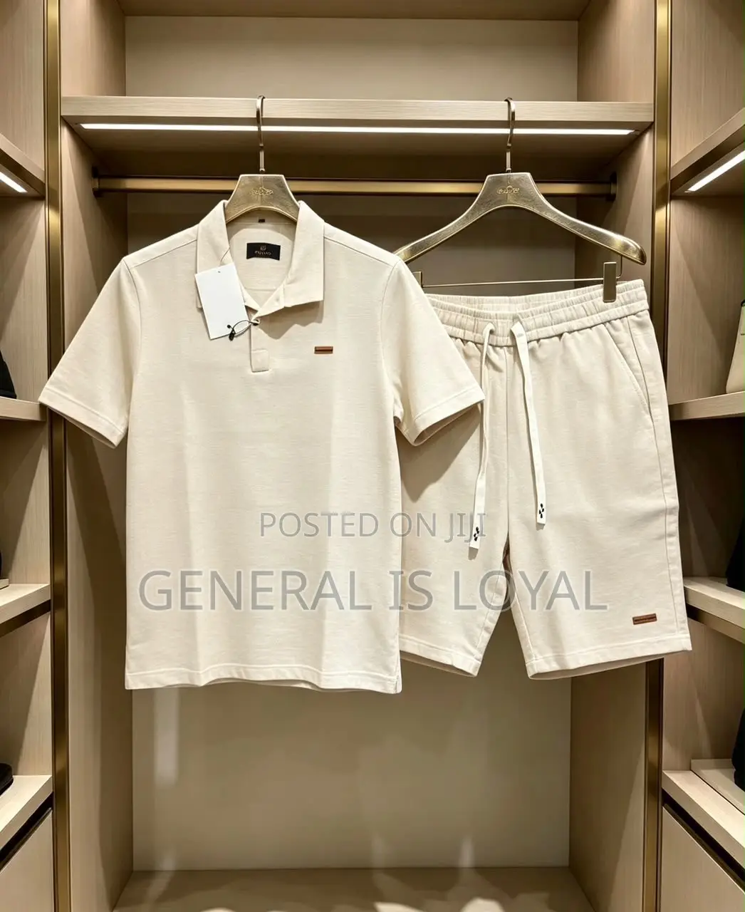 Zagna Linen Top and Down Shortsleeve