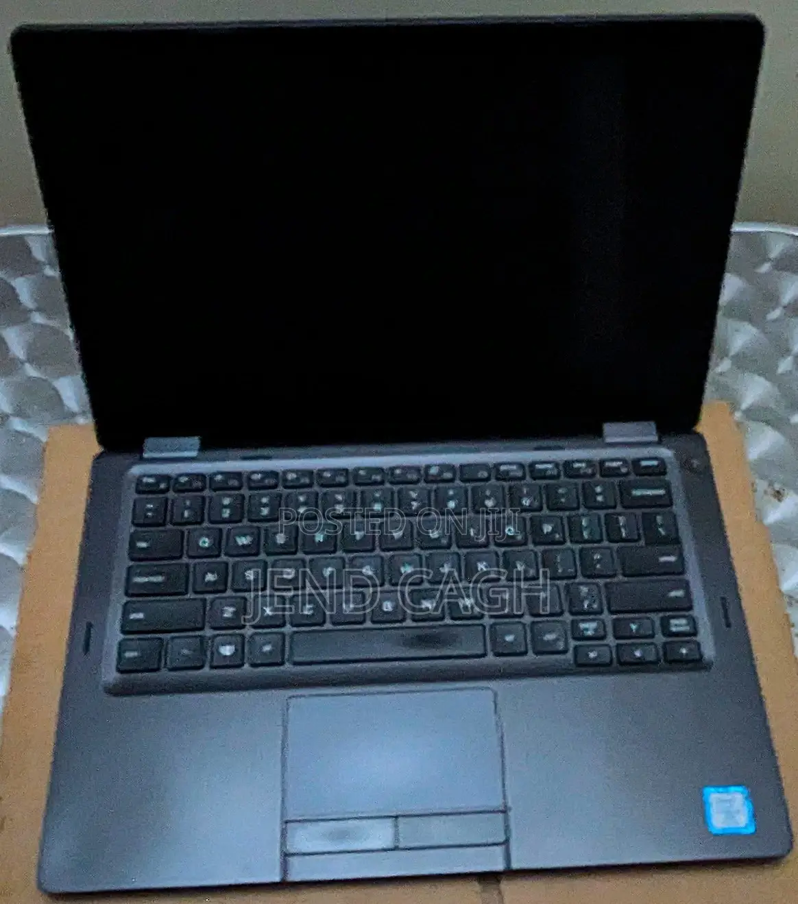 Laptop Dell Latitude 5300 2-in-1 24GB Intel Core i7 SSD 256GB