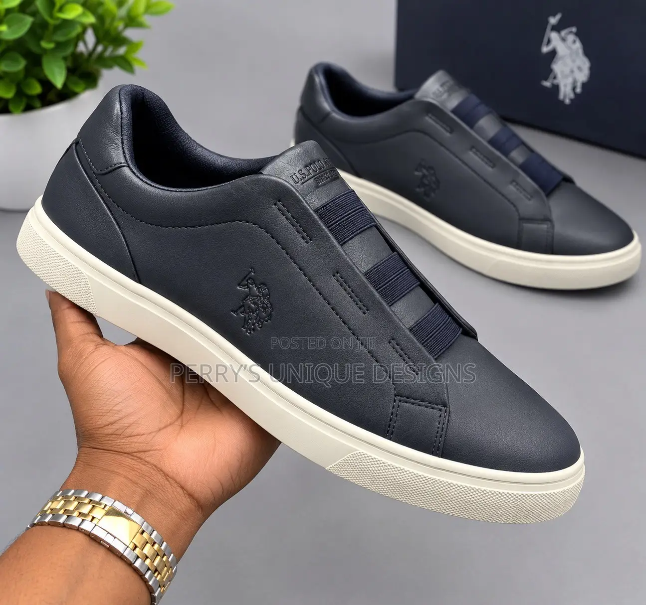 Men’s Navy Leather Slip-on Sneakers With Elastic Bands