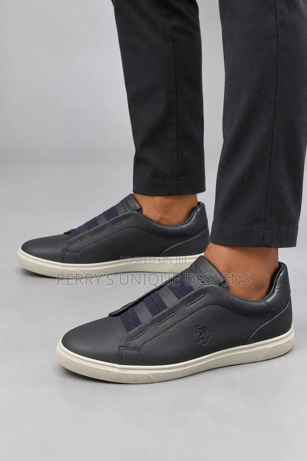 Men’s Navy Leather Slip-on Sneakers With Elastic Bands