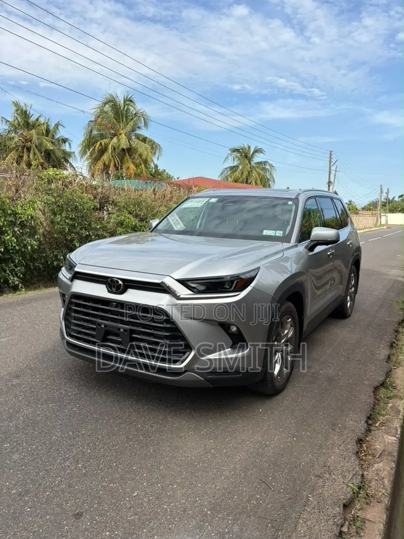 Toyota Highlander Limited AWD 2024 Silver