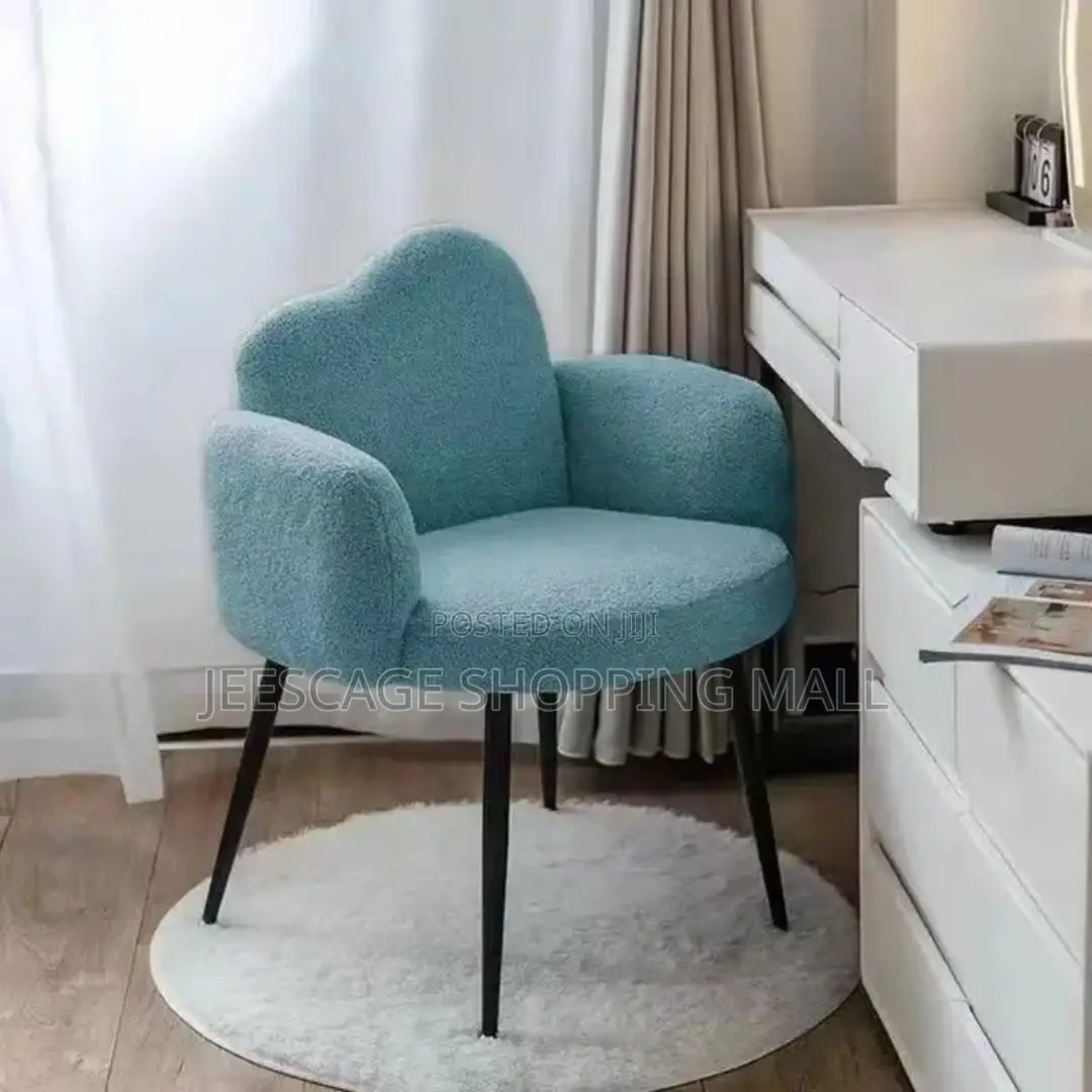 Cloud Back Boucle Accent Chair