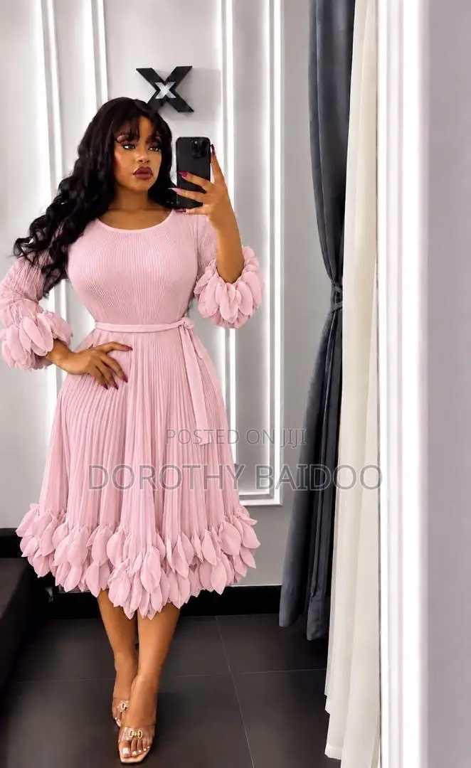 Movable Dress for Women