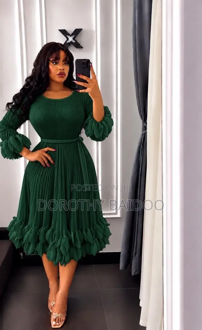 Movable Dress for Women