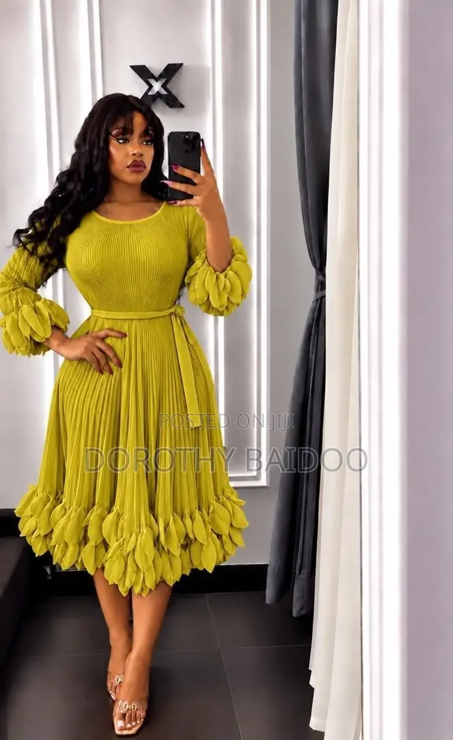 Movable Dress for Women