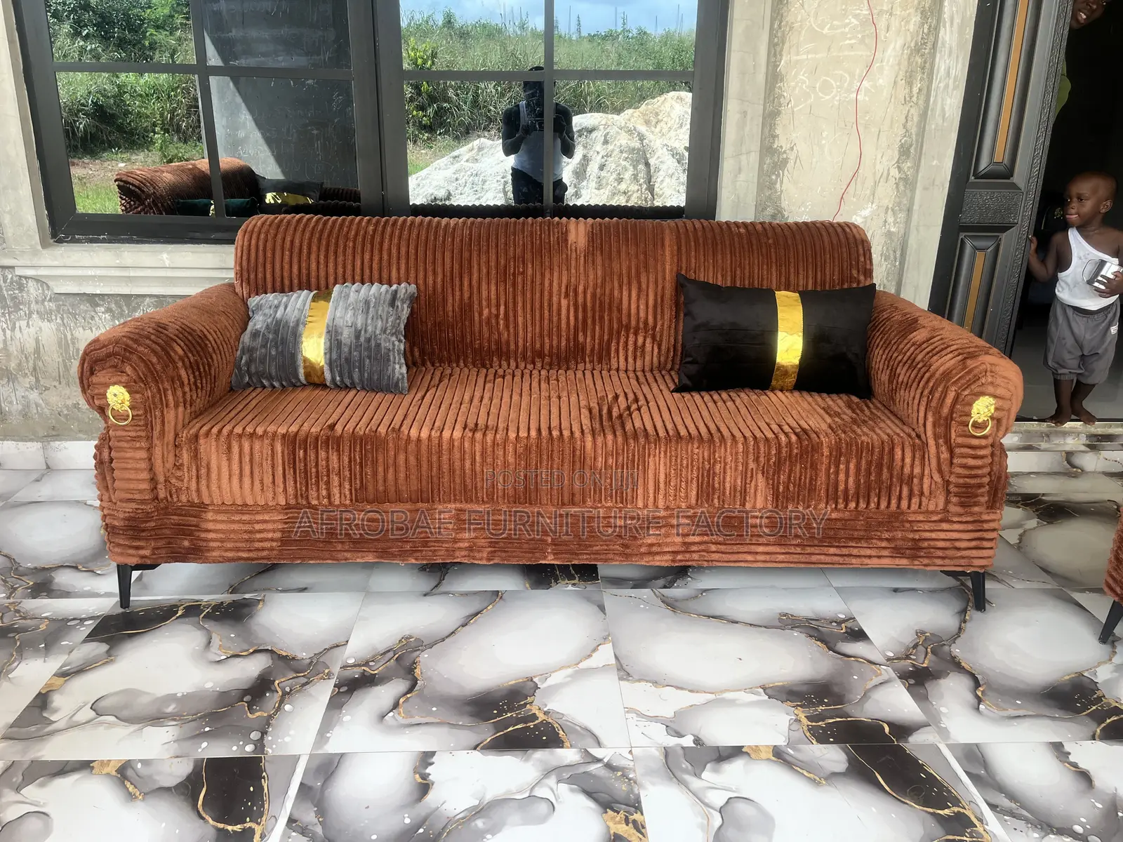 Full Set of Comfortable Luxury Sofa