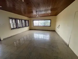 2bdrm Apartment in Awoshie for rent