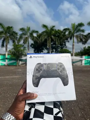 Brand New PS5 Camouflage Controller