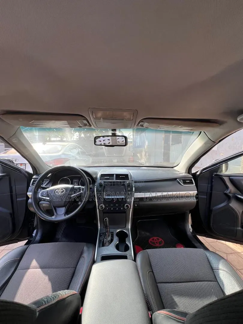 Toyota Camry 2017 Black