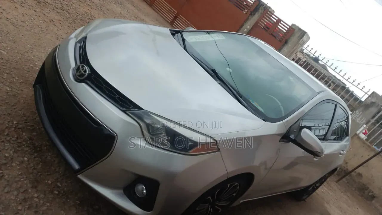 Toyota Corolla S Plus 4dr Sedan (1.8L 4cyl CVT) 2016 Silver