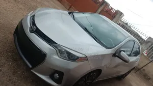Toyota Corolla S Plus 4dr Sedan (1.8L 4cyl CVT) 2016 Silver