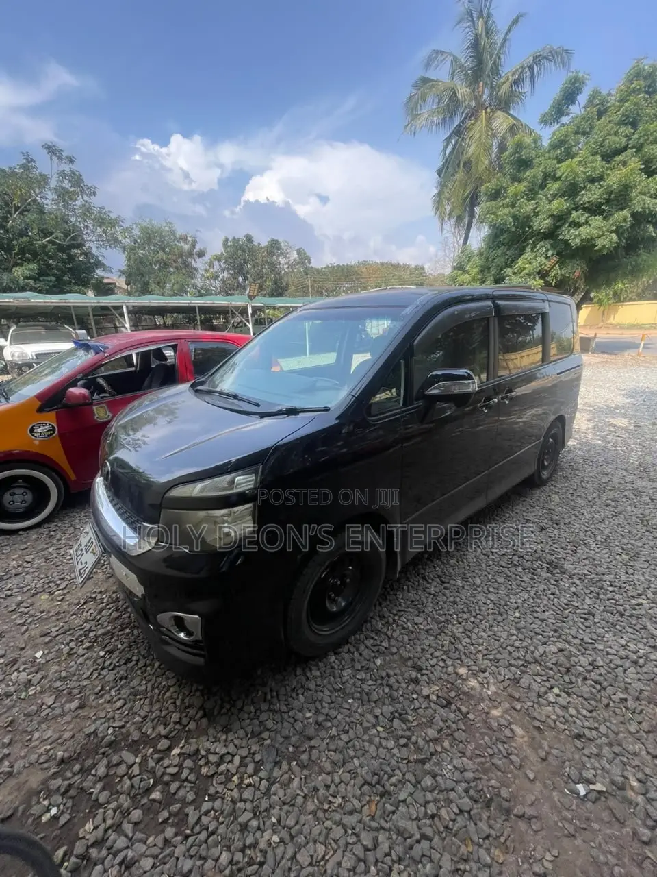 Toyota Voxy X 2WD 8-Seater 2013 Black