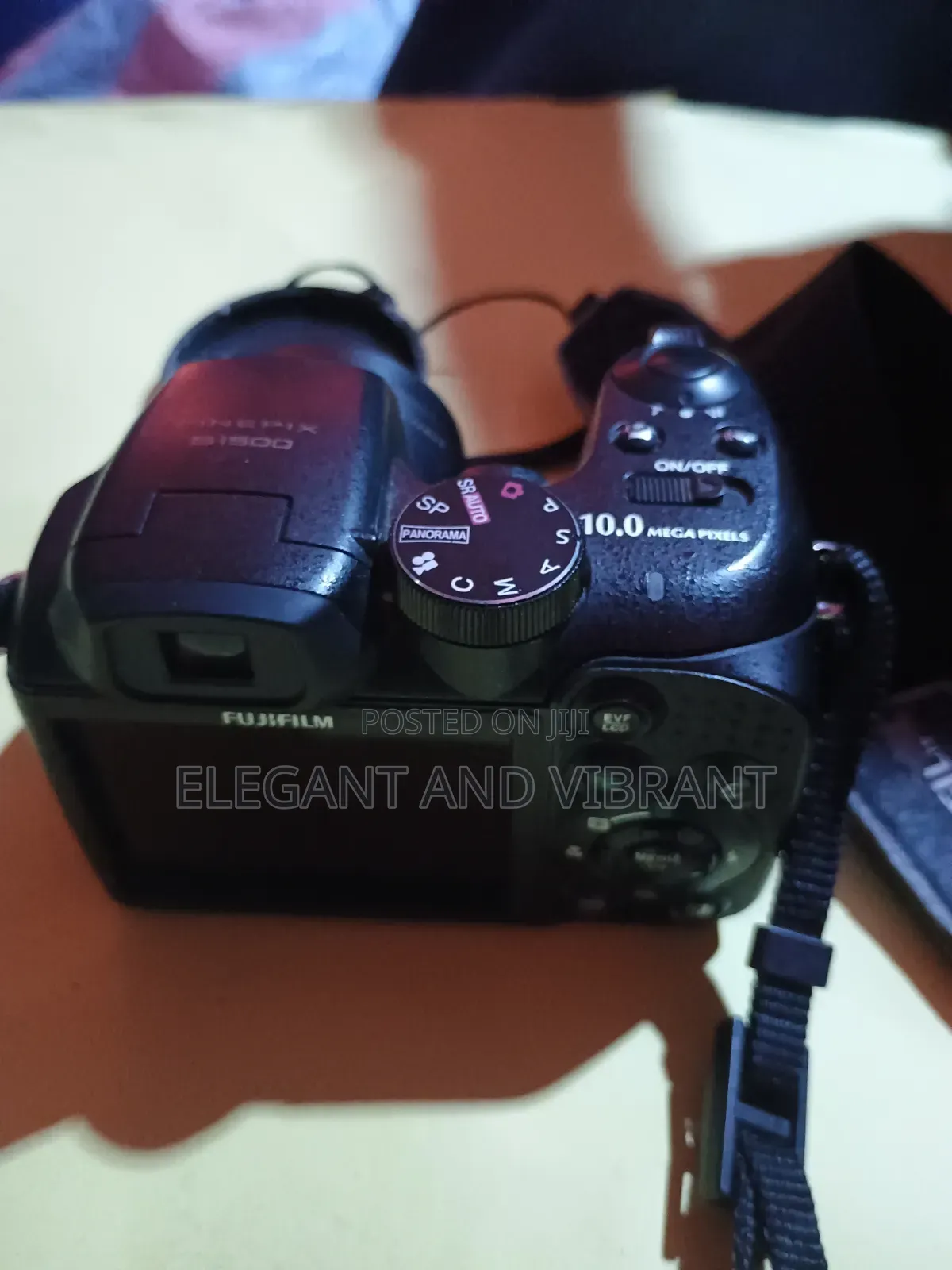 Untexted UK Camera Fujifilm Finepix S Series 10mp
