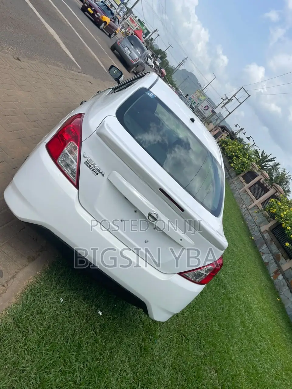 Nissan Versa 1.6 S 2019 White