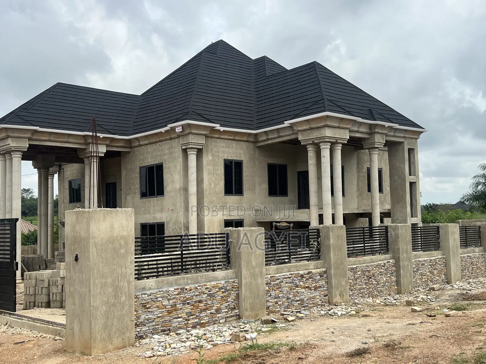 5bdrm Mansion in Kumasi Metropolitan for sale