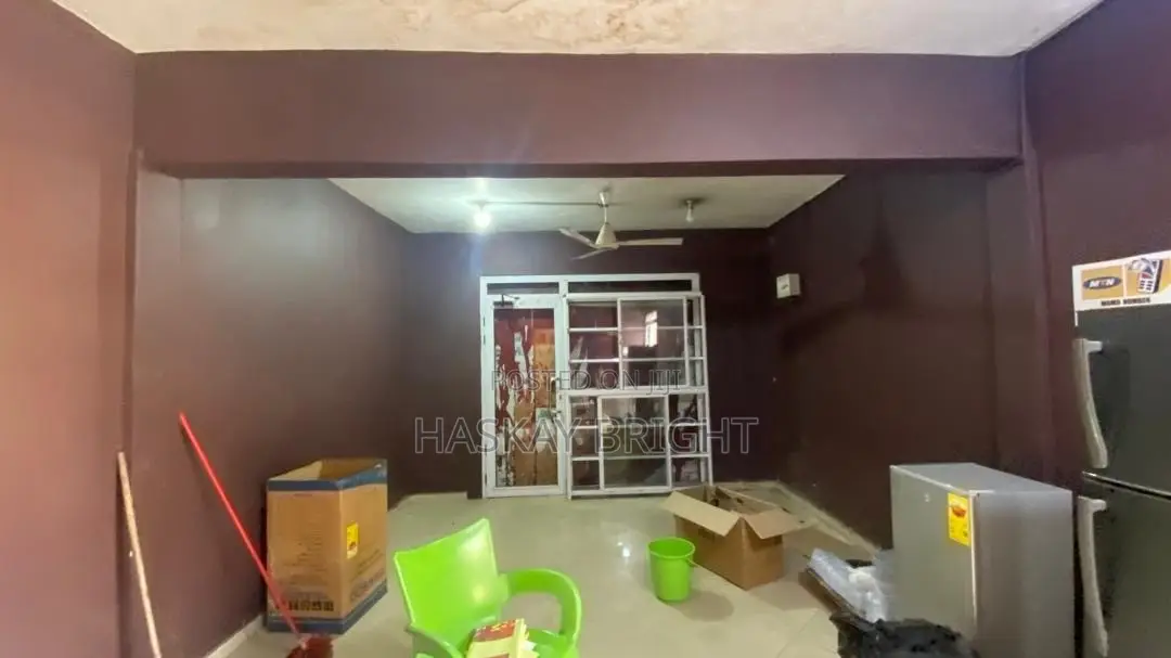 Spacious Roadside Shop for Rent at Achimota Mile 7