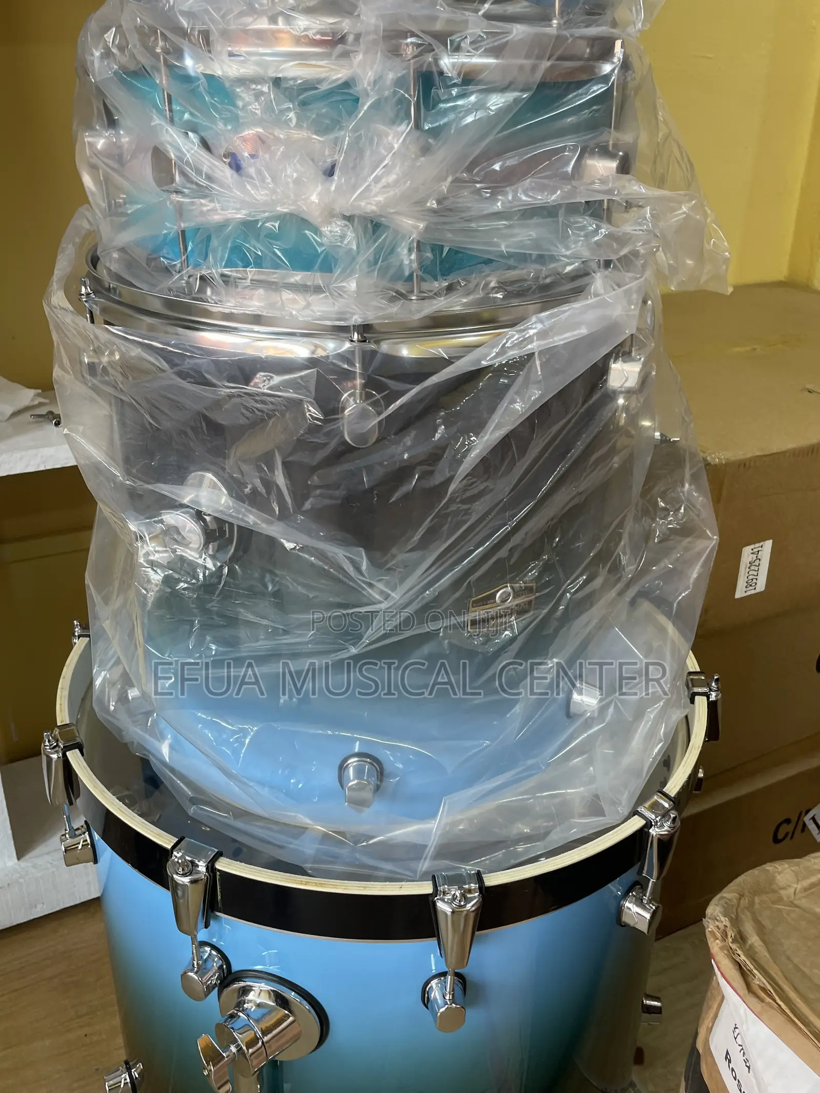 TAMA IMPERIALSTAR Drum Set (5)