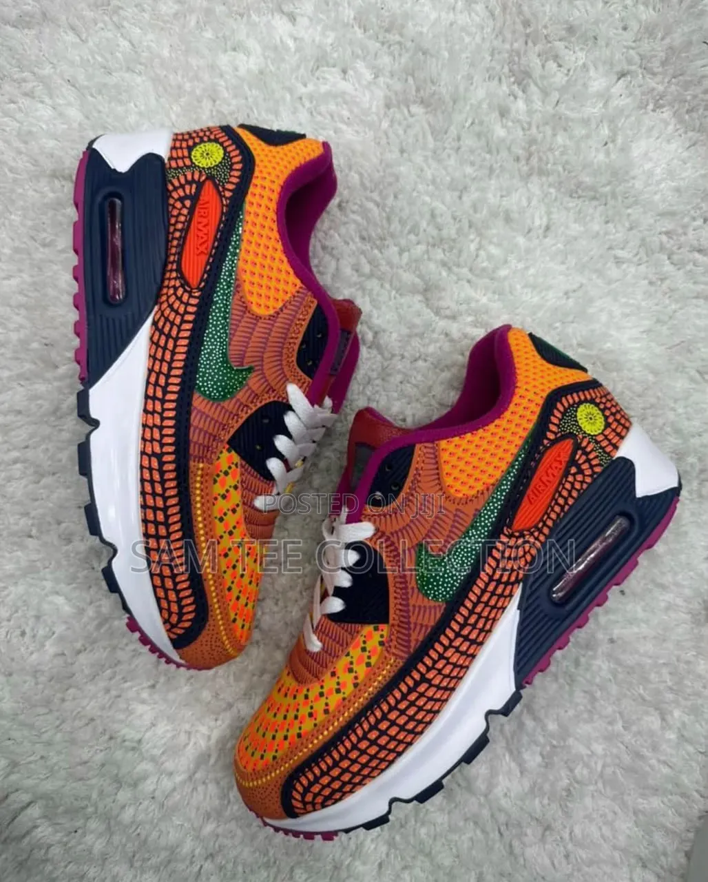Nike Air Max 90.