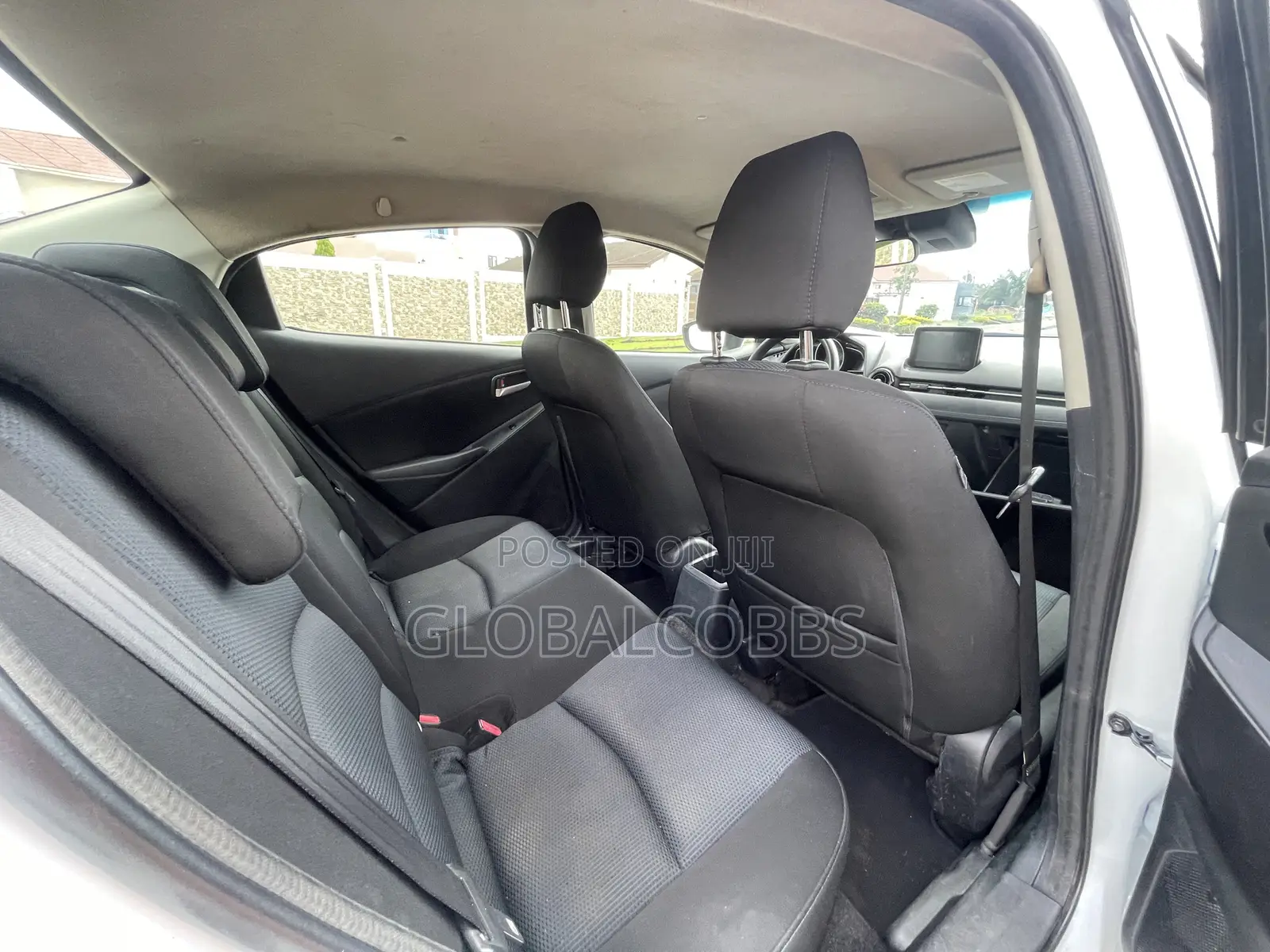 Toyota Yaris iA 1.5 FWD 2019 White