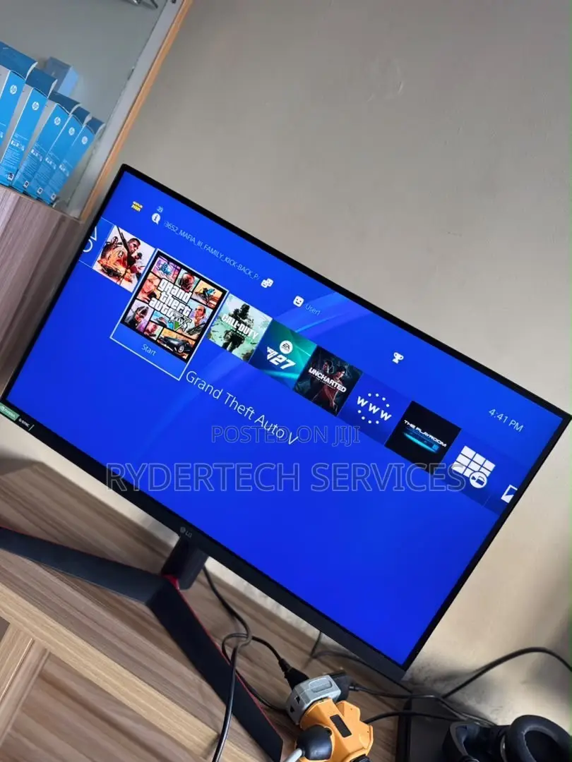 LG UltraGear Gaming Monitor