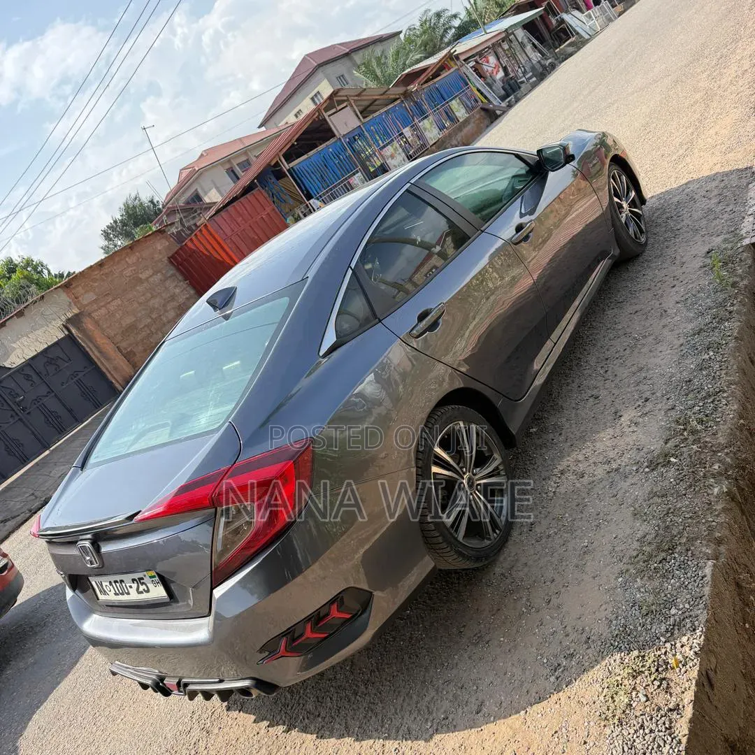 Honda Civic EX-L Sedan 2019 Gray