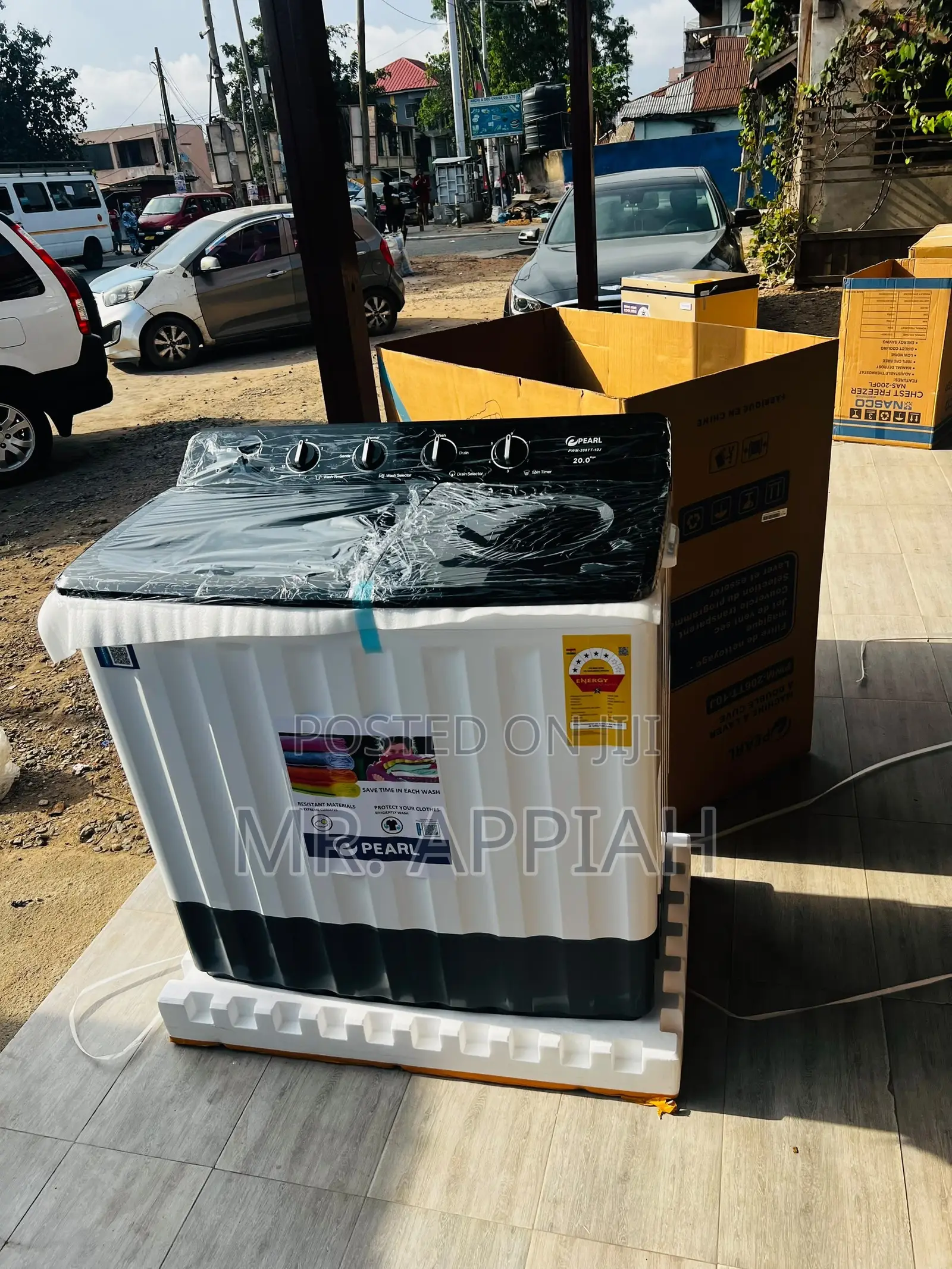 Semi-Automatic Top Load Pearl 20kg Washing Machine.