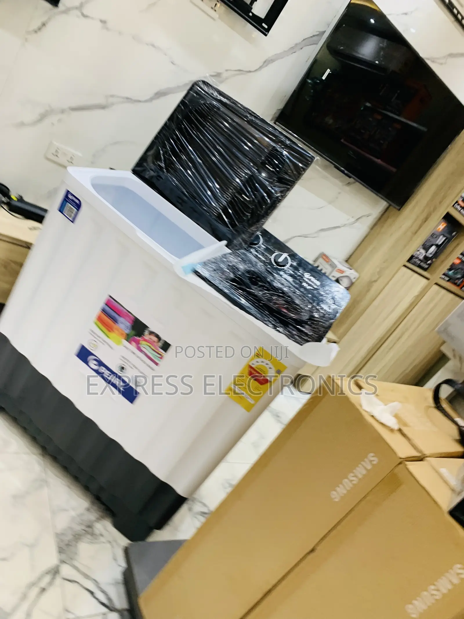 Brand New Pearl 20kg Semi-Automatic TwinTub Washing Mac PWM-206TT-10J