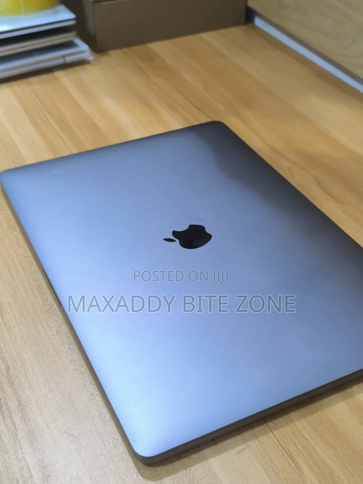 Laptop Apple MacBook Pro 2018 16GB Intel Core i7 SSD 512GB