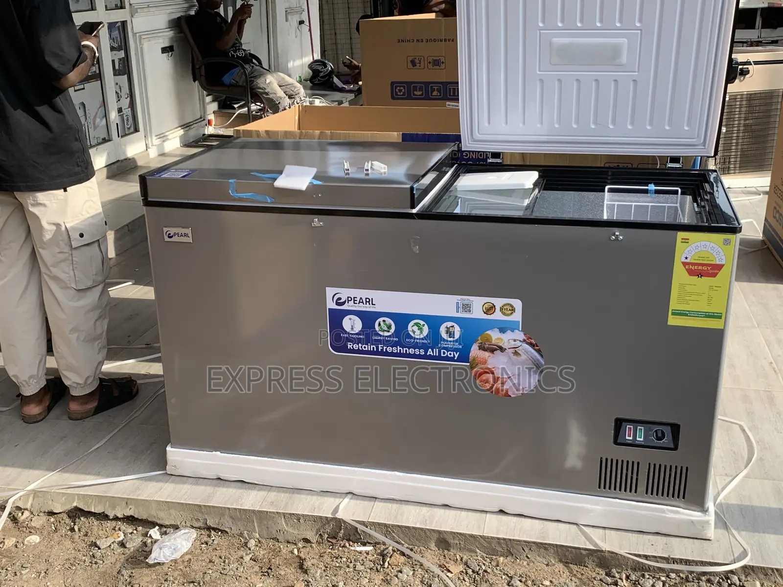 Lovely New Pearl PCF-6040-1A Double-Door Chest Freezer 508L