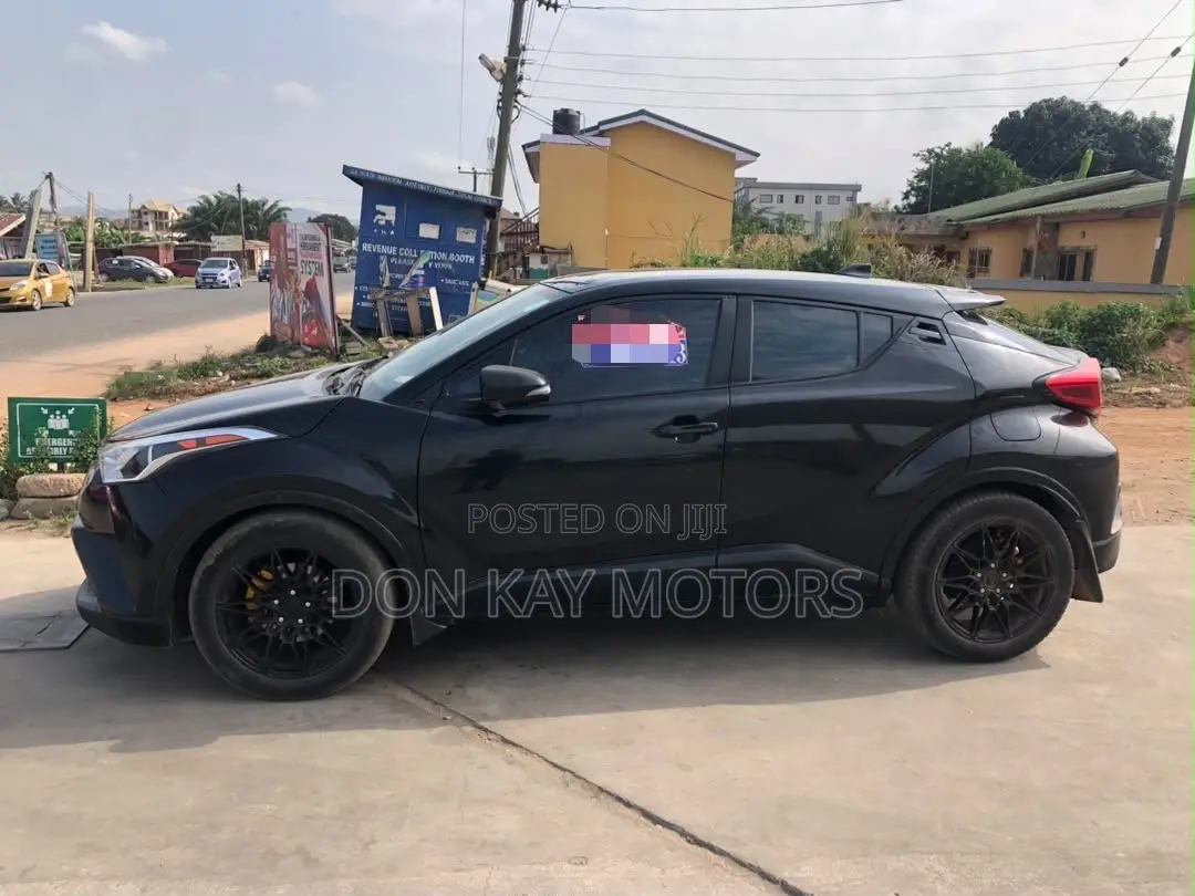 Toyota C-HR XLE Prermium FWD (2.0L 4cyl 2AM) 2018 Black