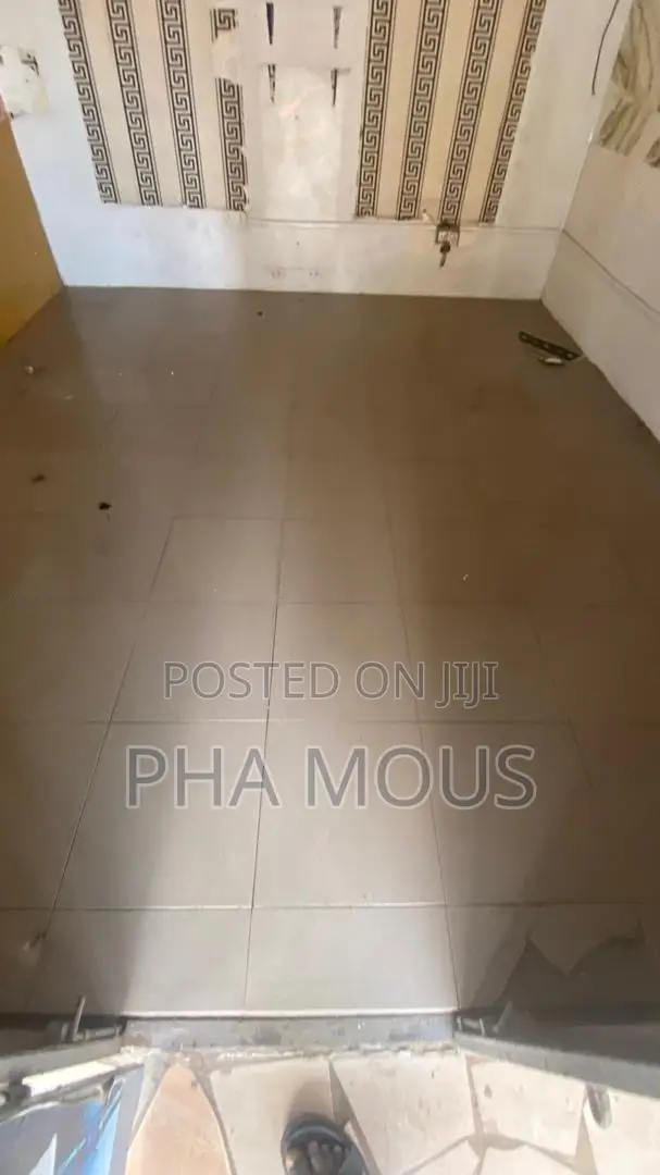 Shop for Rent