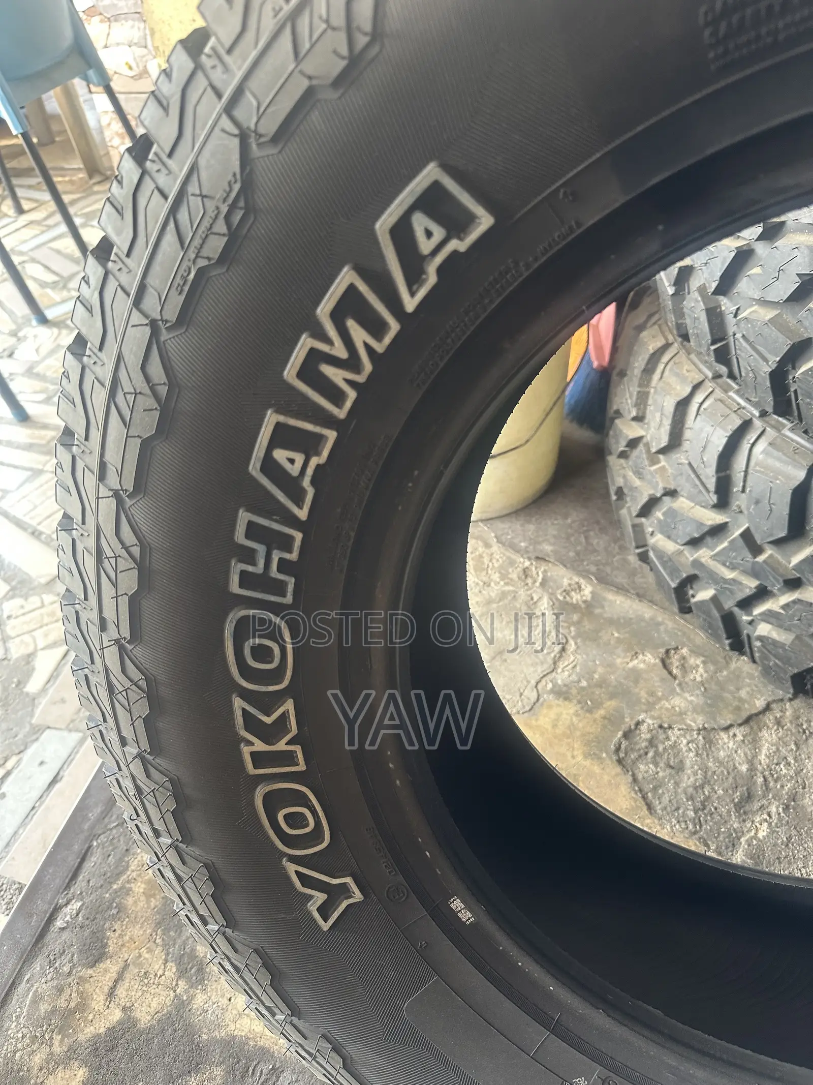 Yokohama Tyres: 275/70r18