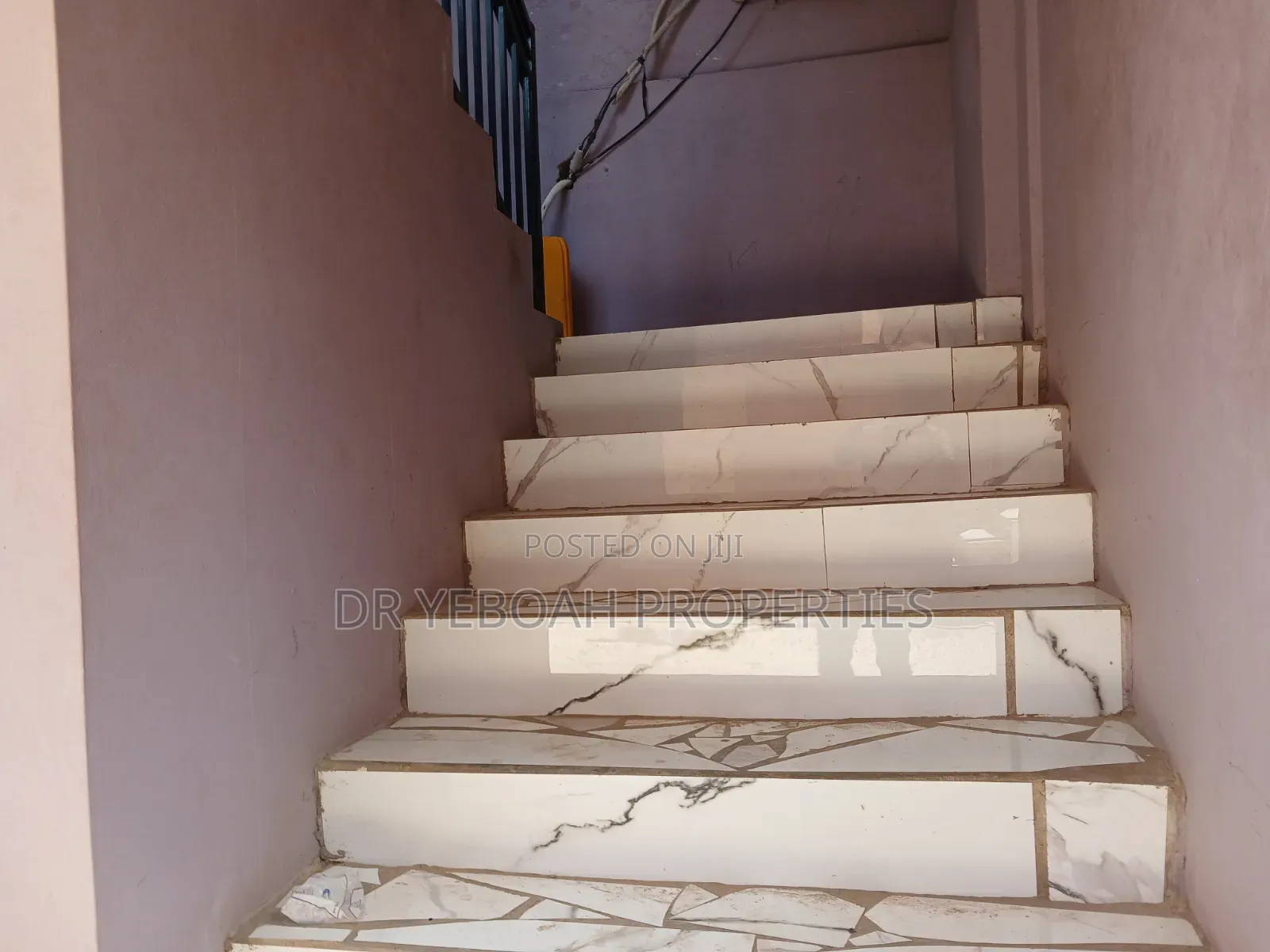 2bdrm Apartment in Spintex End Point:-, Coca Cola for rent